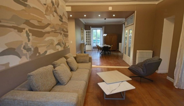 200-square-meter apartment in Villa Tamaris, Aix-les-Bains