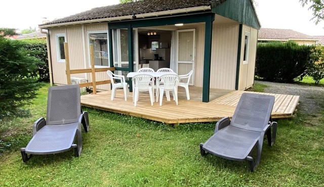 35-square-meter cabin for 5 people