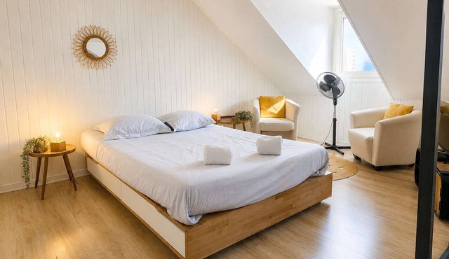 Adèle – Cozy et fully equipped studio 2 guests Hyper center Grenoble Tram within.