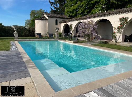 Appartement cocon de charme, Domaine Cornevent Lyon, parc & piscine