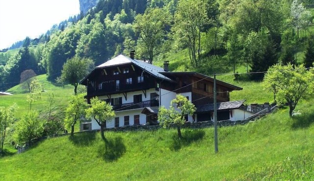 CHALET ROSE - SAINT NICOLAS LA CHAPELLE