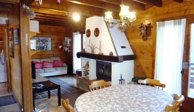 Chalet cosy à Arette avec cheminée, terrasse, et tout confort pour 6 personnes - FR-1-602-80
