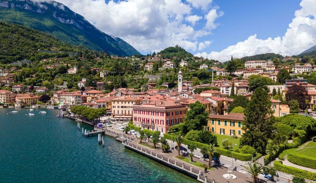 FABULOUSLY LOCATED WITH VIEWS OF LAKE COMO WITH A HEATED POOL