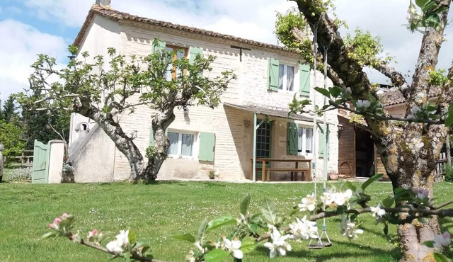 Gîte rural des Gravets, shared pool