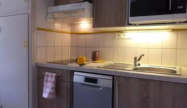 "Ground Floor" 3-room Apartment for 6 People