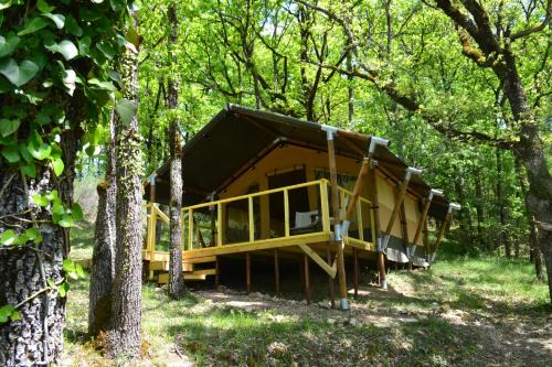 Le Camp