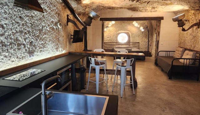 LE CAVERNACLE