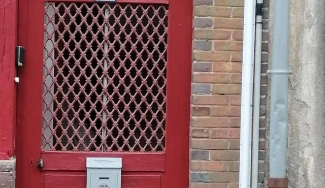 spacious, comfortable accommodation 1 h 15 from Paris