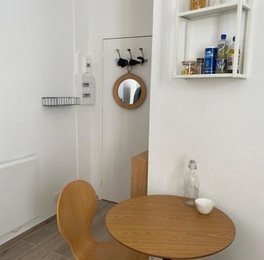 Studio centre ville proche RER A wifi