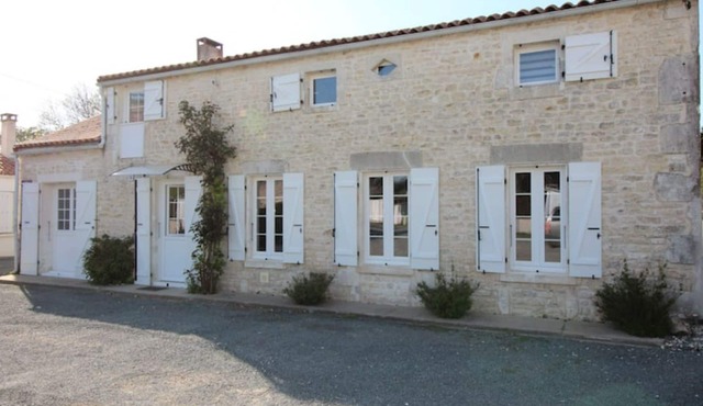 Typical Olive House 5 minutes from the beach