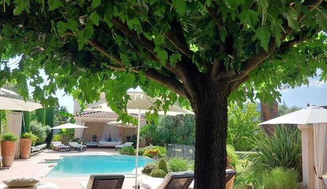 Villa Émeraude 6P Stunning infinity pool! Barbecue. 3-bedroom apartment!