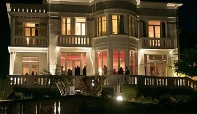 Villa Fani