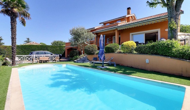 Villa Palmera – Exceptional Home with Swimming Pool and Panoramic Views