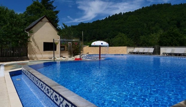 ZEcamping 4* animé piscine couverte cottage TV 29m2 4 pers