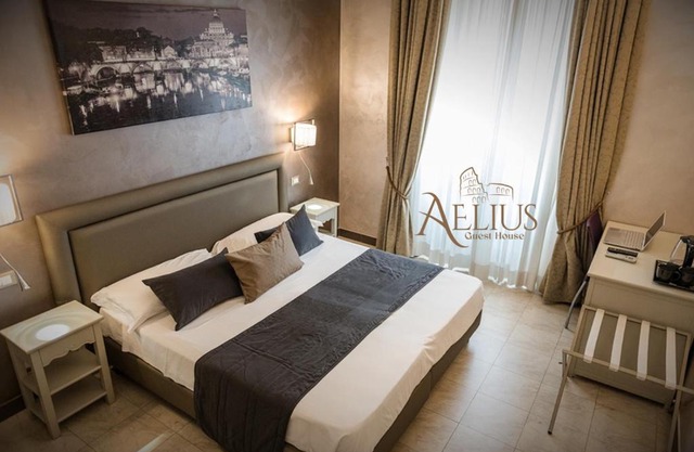 Aelius 