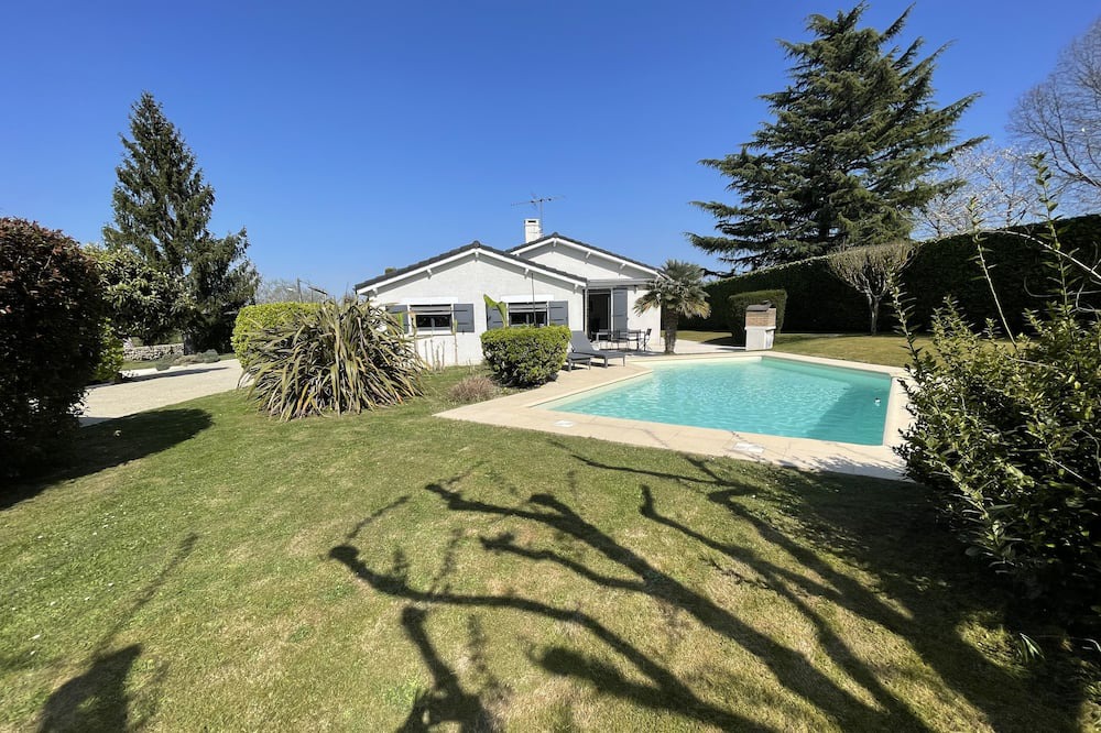 Photo of Outdoor in Quinsac