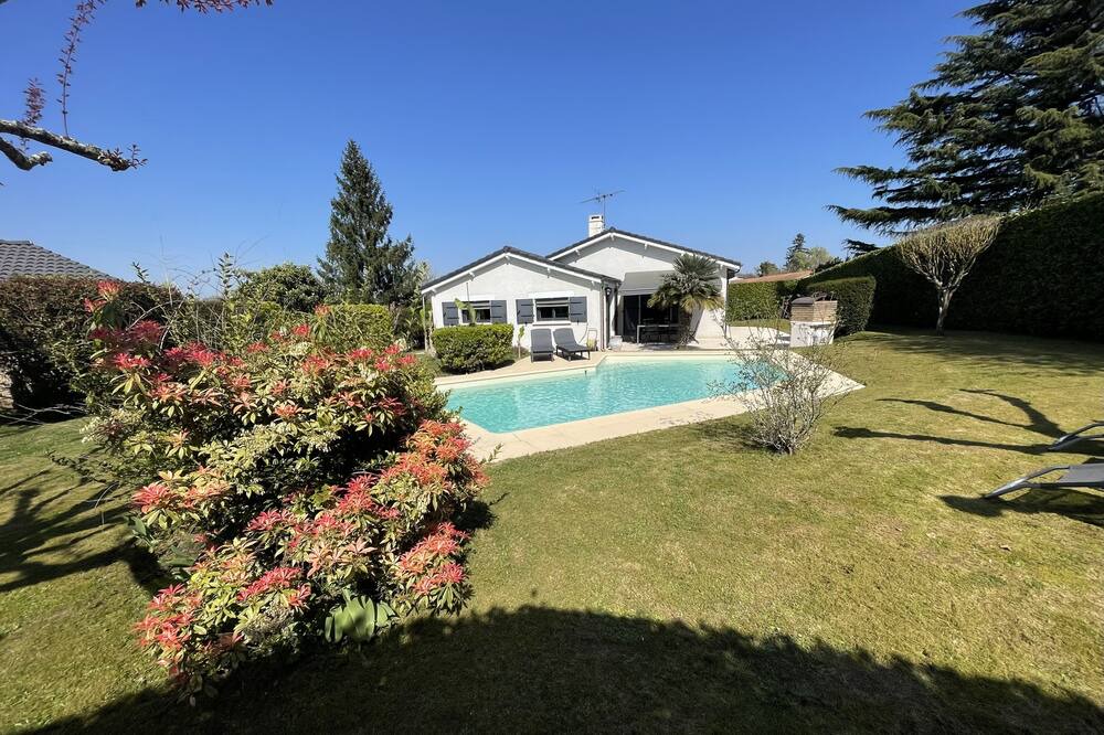 Photo of Outdoor in Quinsac