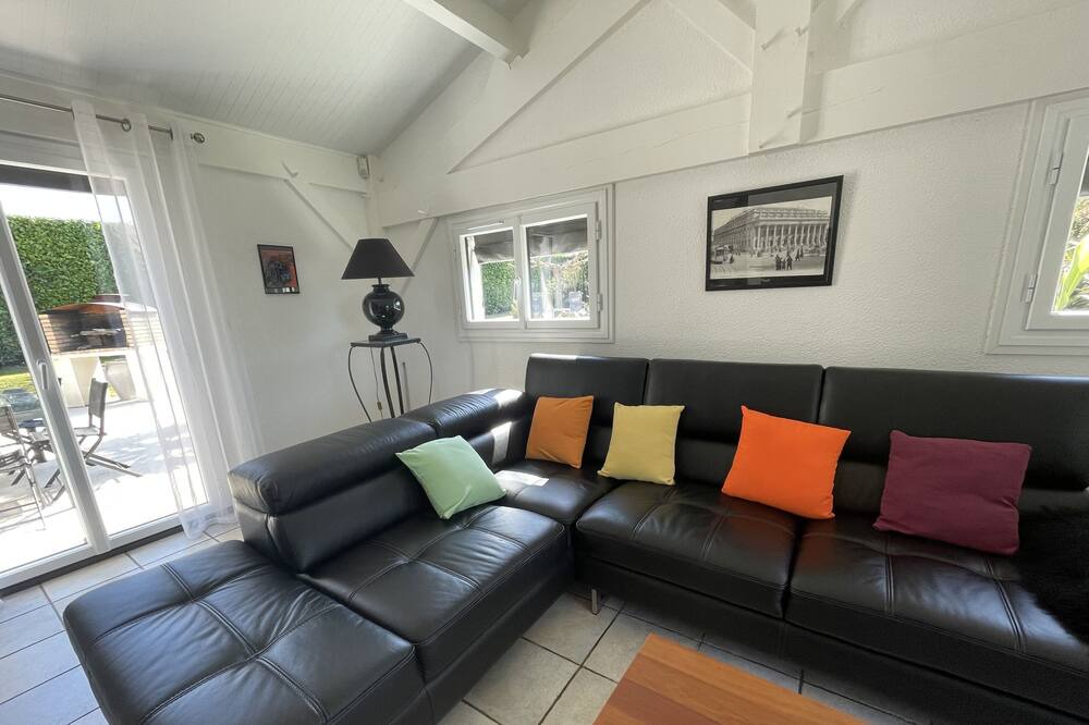 Photo of Livingroom in Quinsac