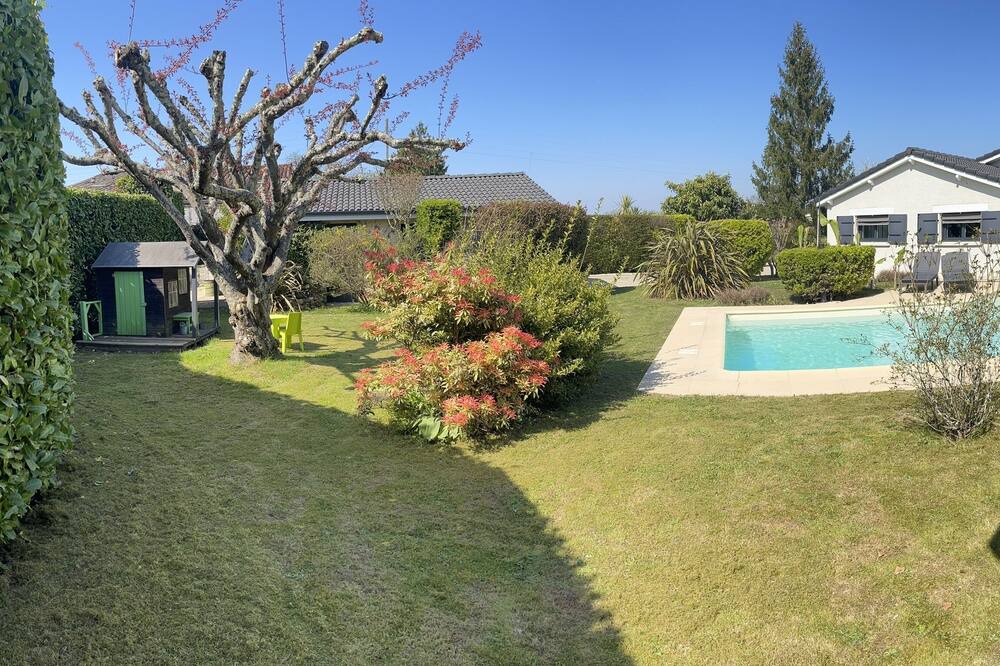 Photo of Outdoor in Quinsac