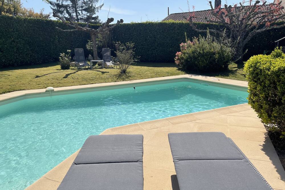 Photo of Outdoor in Quinsac
