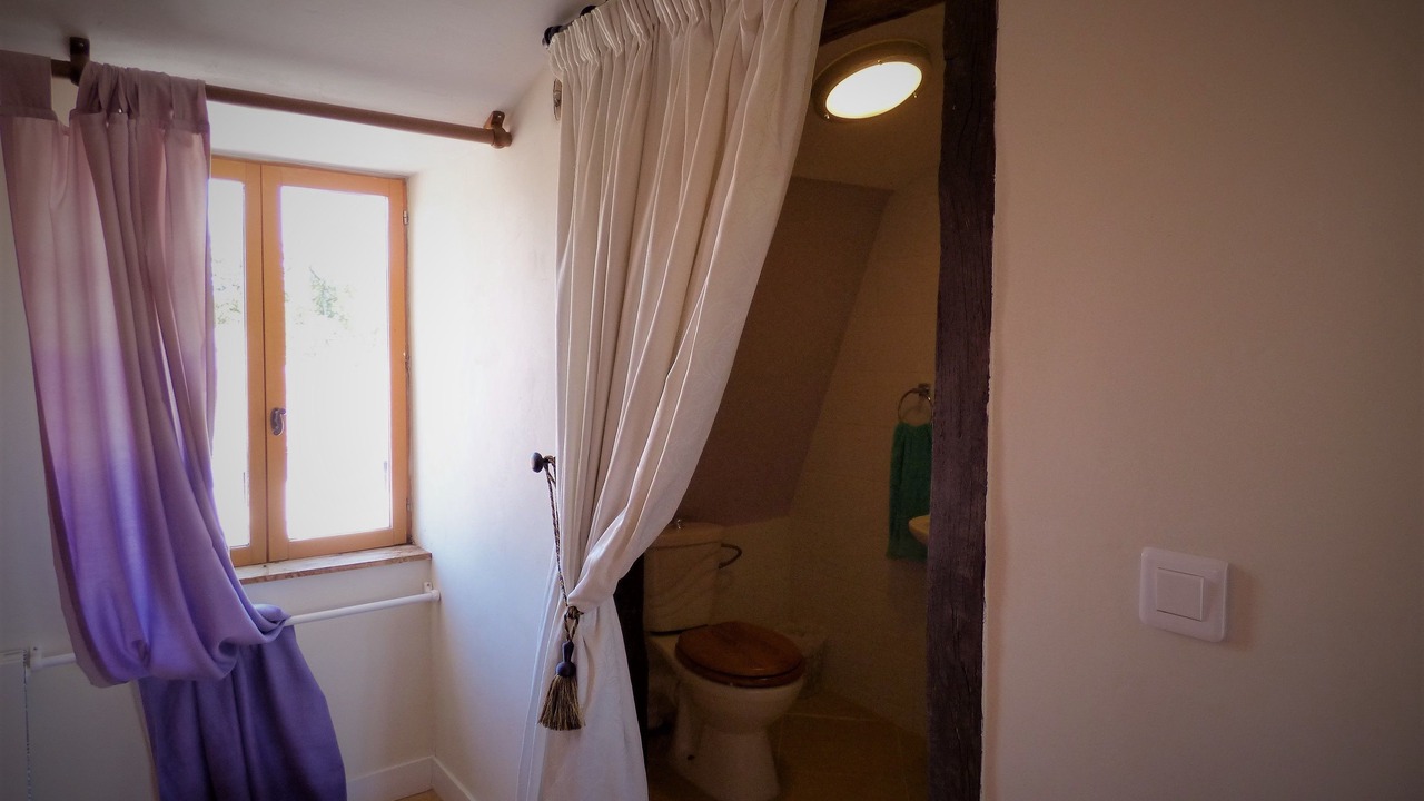 Photo of Bathroom in Voulons