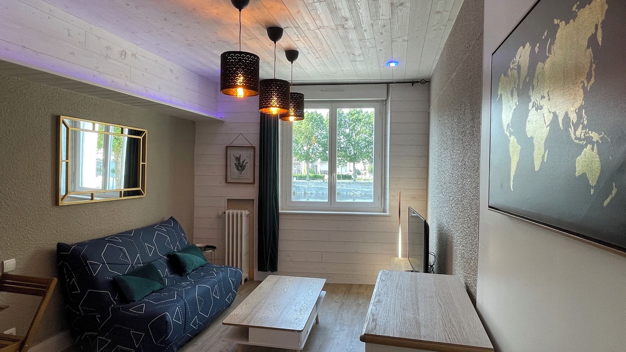 Photo of Livingroom in Montlucon