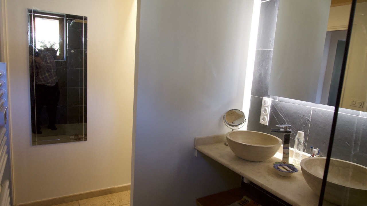Photo of Bathroom in Dullin