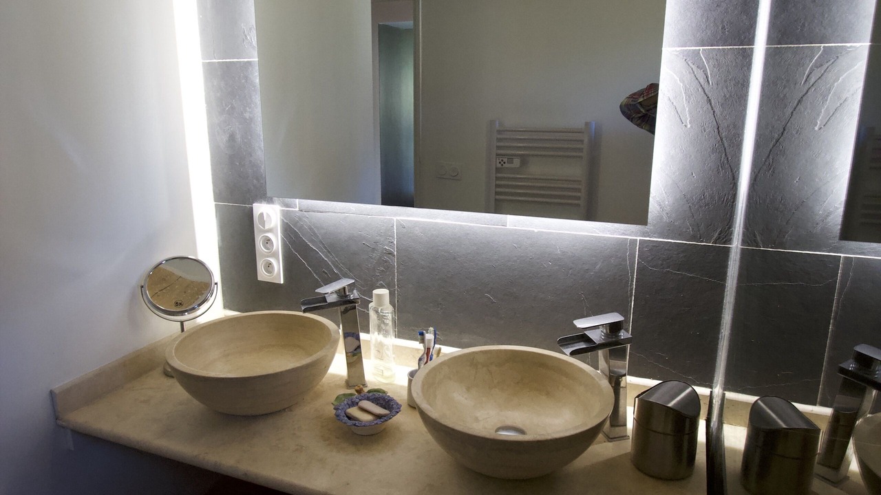Photo of Bathroom in Dullin