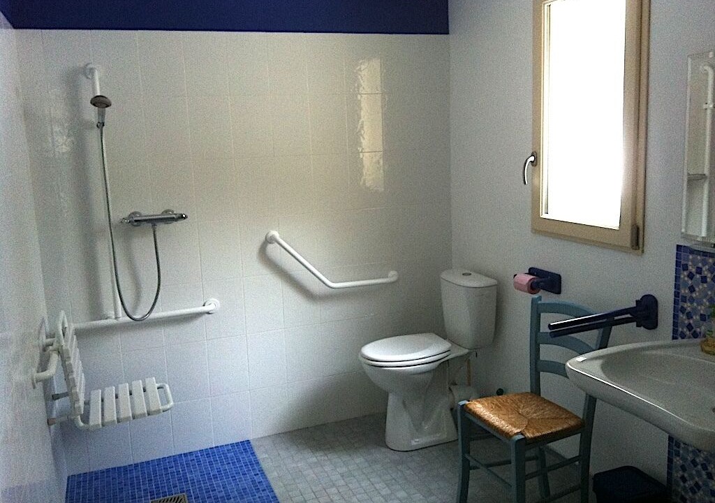 Photo of Bathroom in Saint-Palais-sur-Mer
