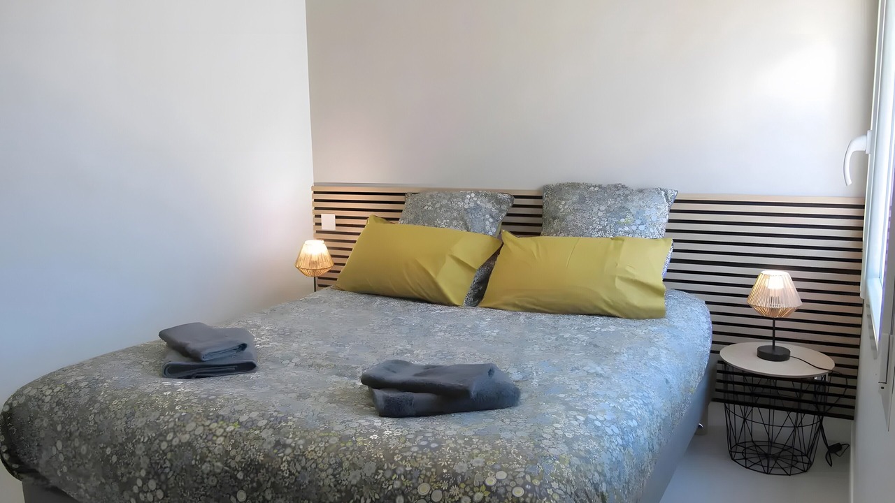 Photo of Bedroom in Montoison