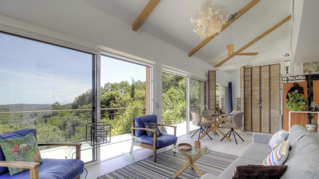 Photo of Livingroom in Pietra Long Salvini
