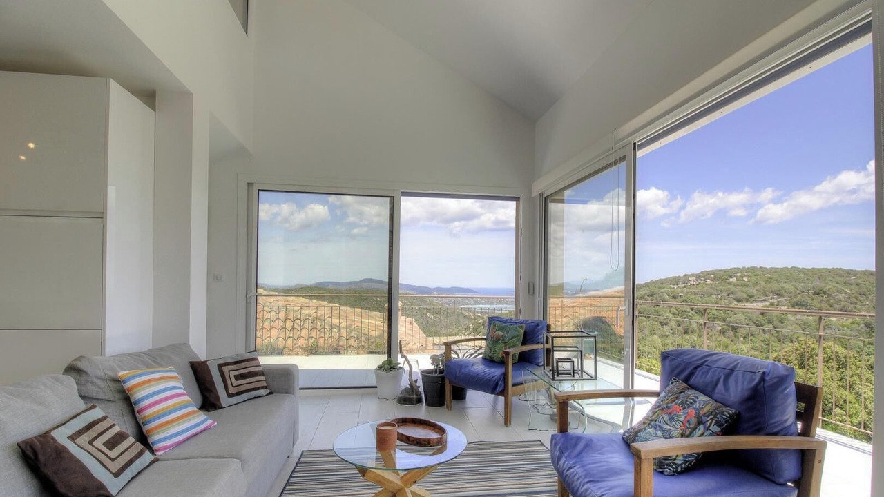 Photo of Livingroom in Pietra Long Salvini